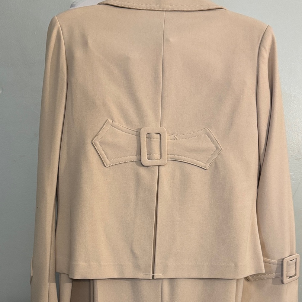 Elegant Beige Suit Set by Epic - Picture 5 of 13